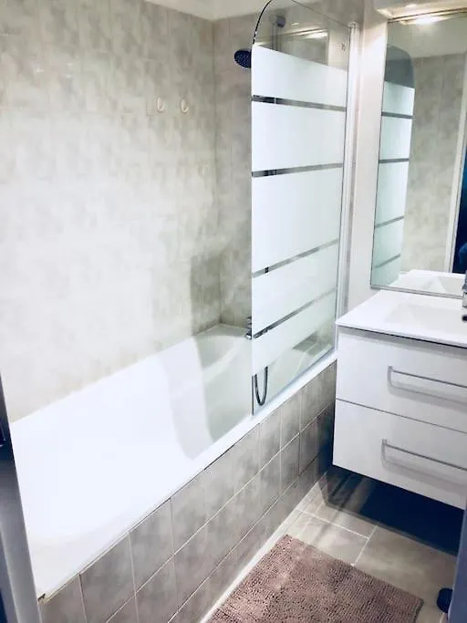 Le Gentil Paris Apartment Gentilly France